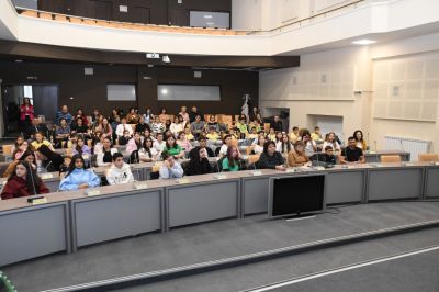 ОУ „Кирил Христов“ – утвърден лидер в екологичното образование и победител в конкурса „Млад еколог – Арт-герой на разделното събиране“ 3