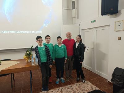 Космическата надпревара на тема "Моята любима планета" 2