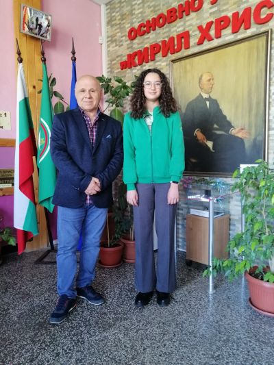 Седмокласничка от ОУ "Кирил Христов" се класира за националния кръг на олимпиадата по история и цивилизации 1