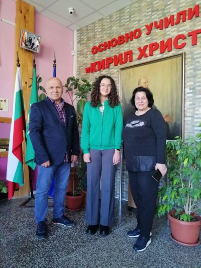 Седмокласничка от ОУ "Кирил Христов" се класира за националния кръг на олимпиадата по история и цивилизации 3